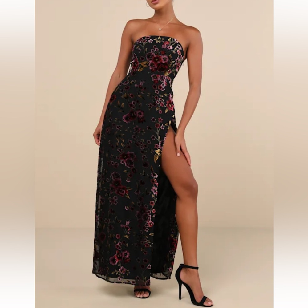 Lulu’s Alluring Figure Black Floral Velvet Burnout Strapless Maxi Dress